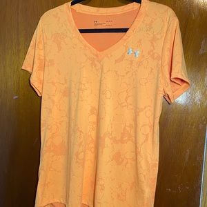 Under Armour heatgear size Large top